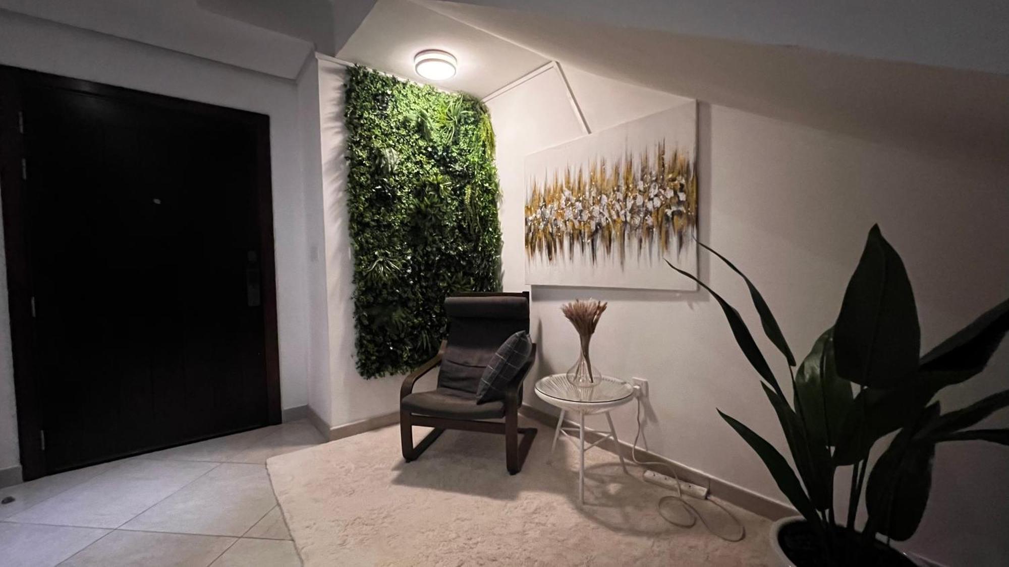 Full Sea View High Floor Apartment