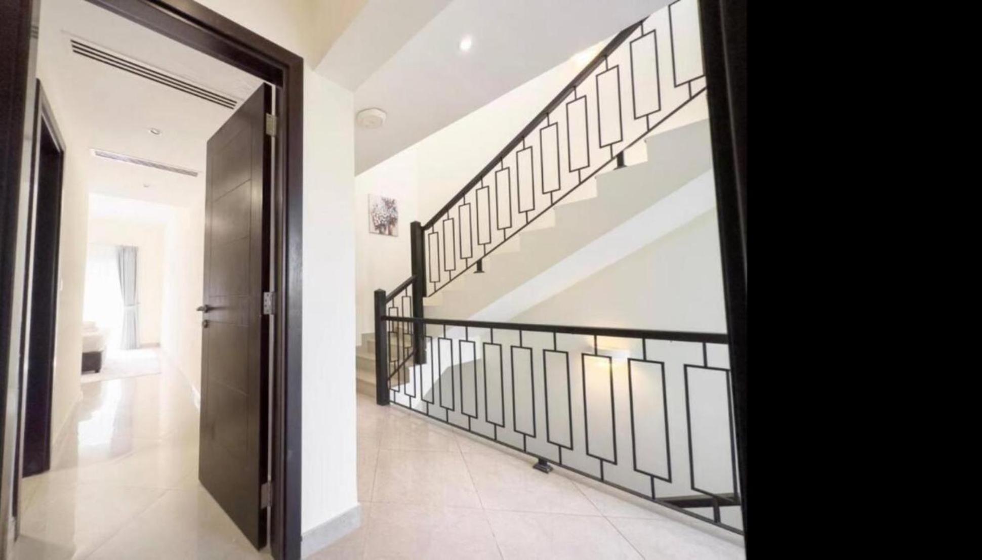 Full Sea View High Floor Apartment *
